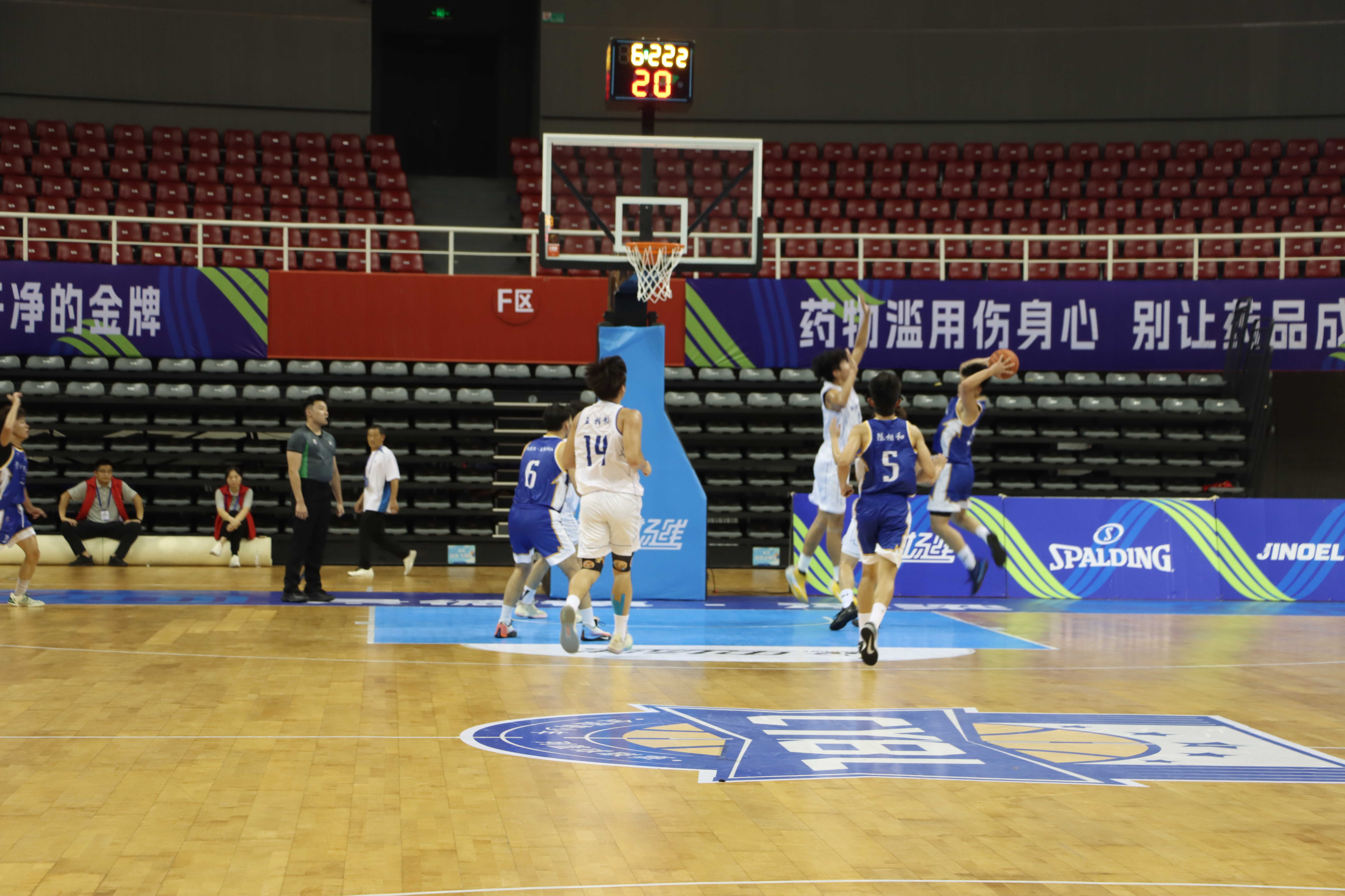 2026全国U19青年篮球联赛（浮梁赛区）开赛 合肥狂风险胜取开门红