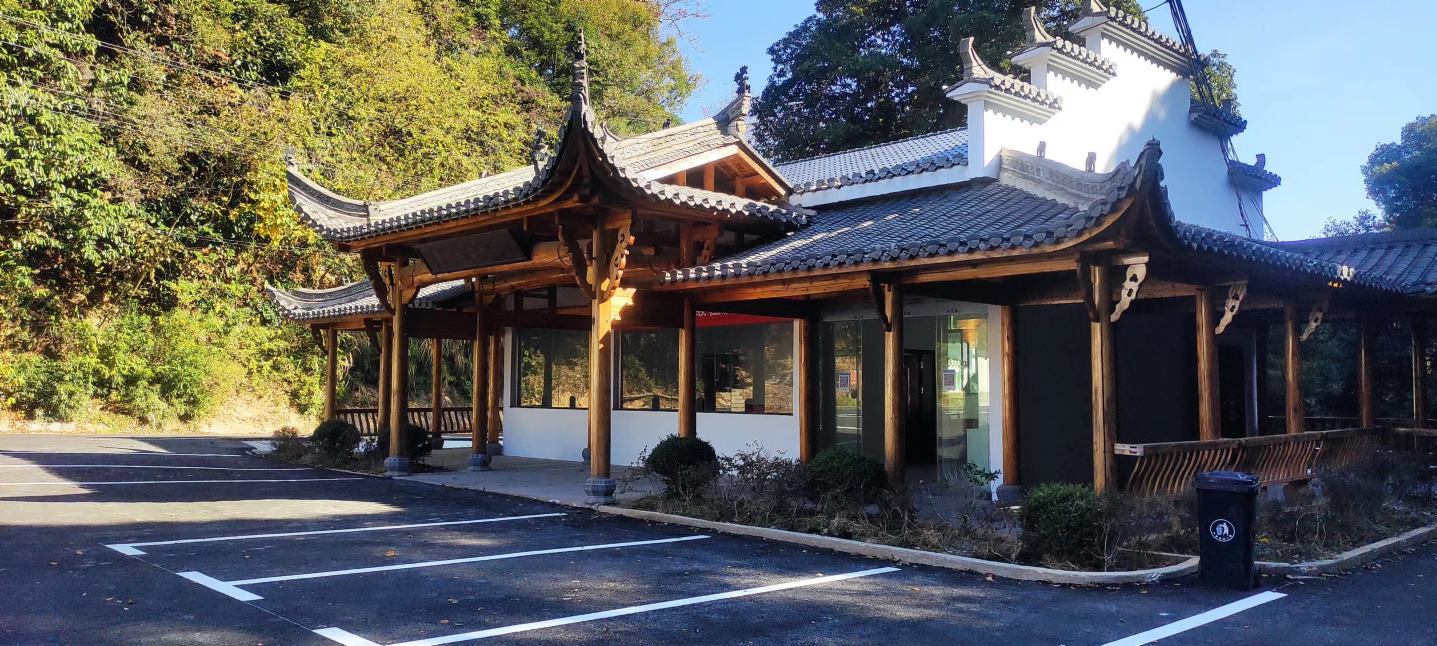曹村游客服务中心.jpg